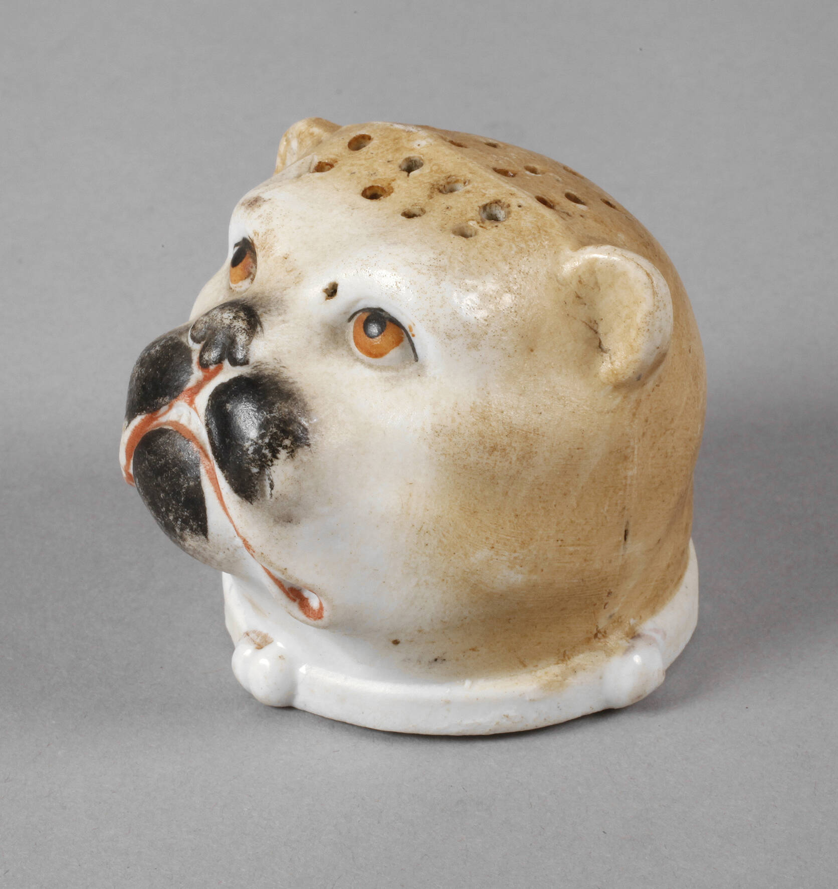 Hundekopf als Zahnstocherhalter