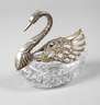 Schwanenschale mit Silbermotiven