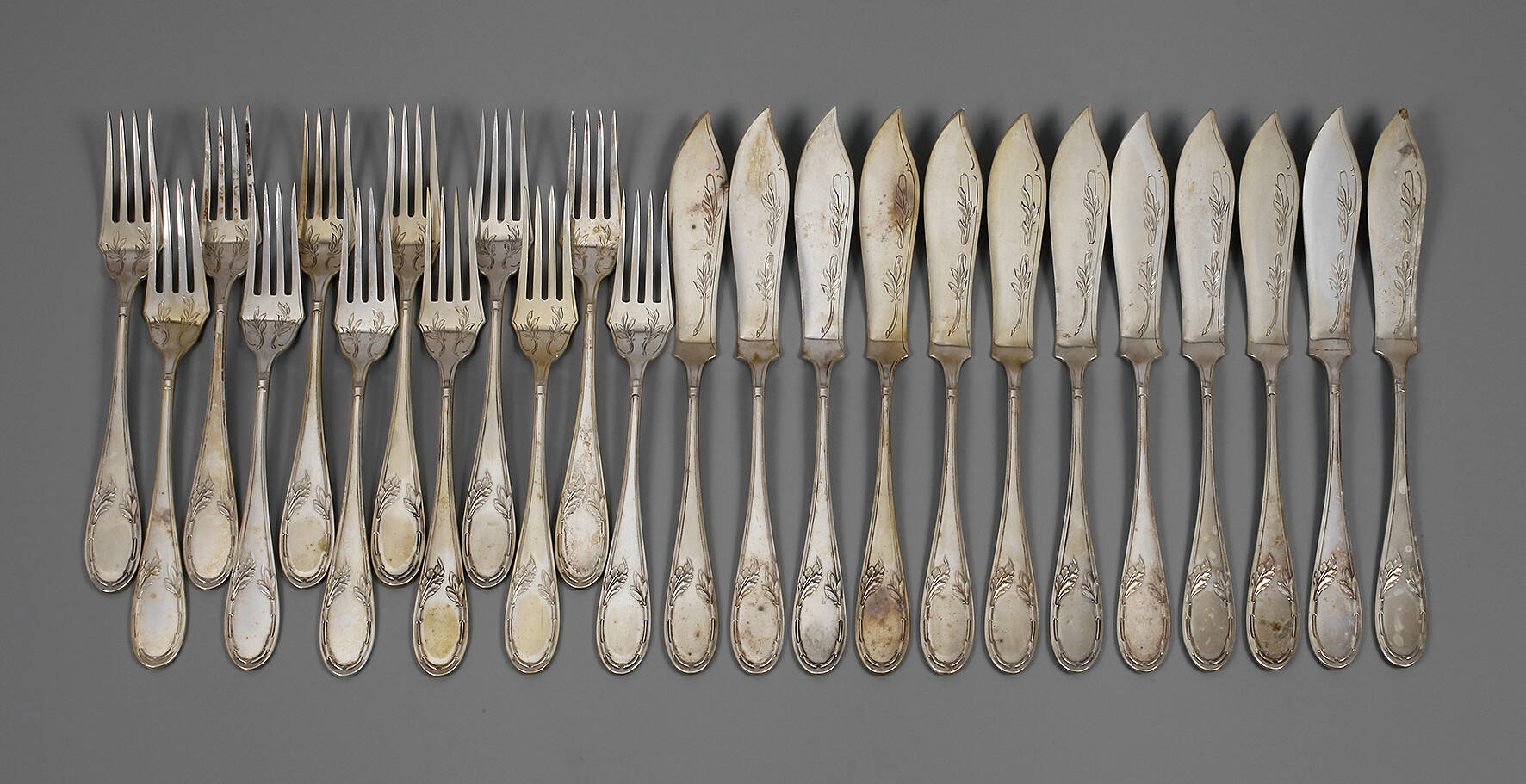 Fischbesteck für zwölf Personen Silber