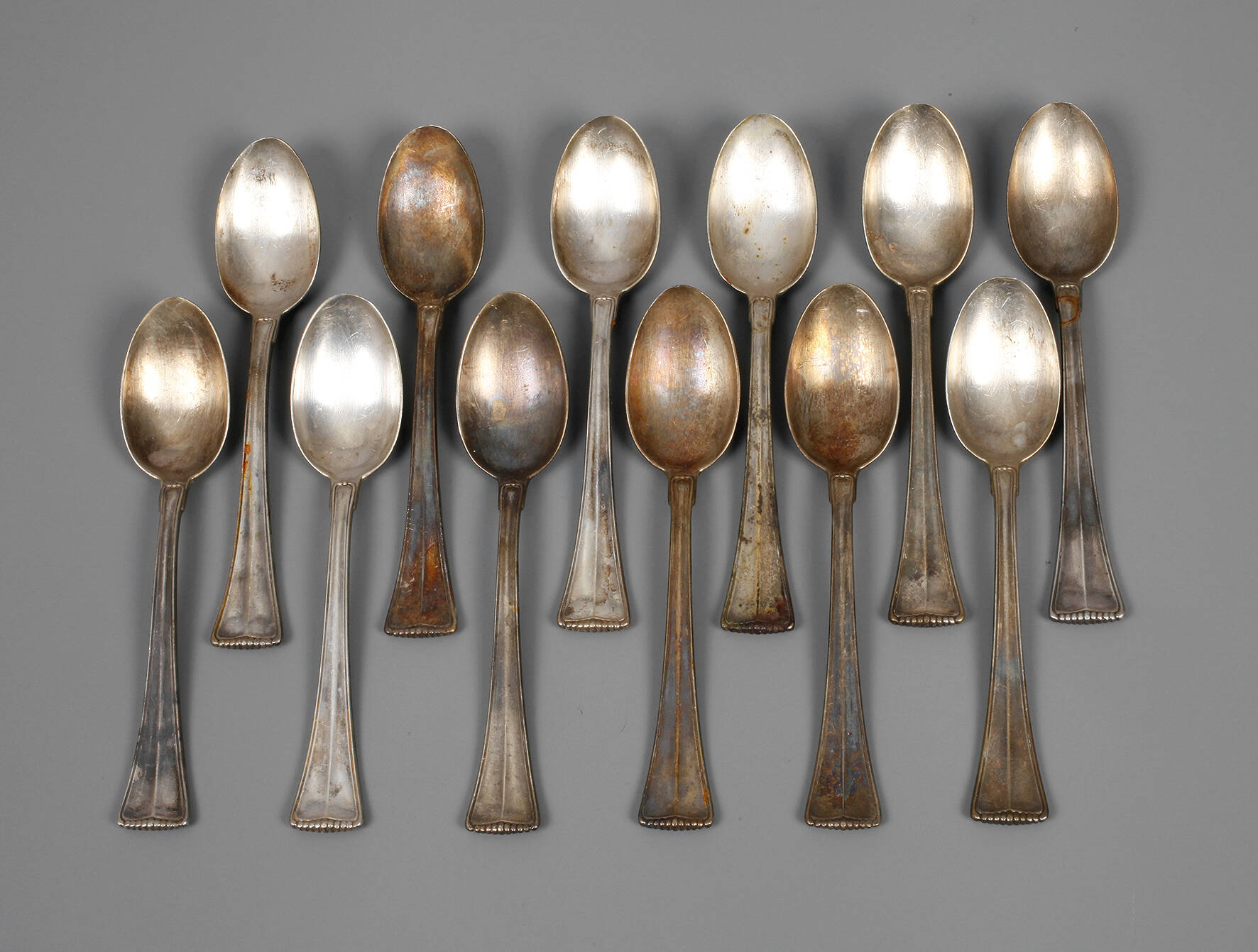 Zwölf Mokkalöffel Silber