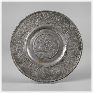 Kleiner Nürnberger Zinnreliefteller