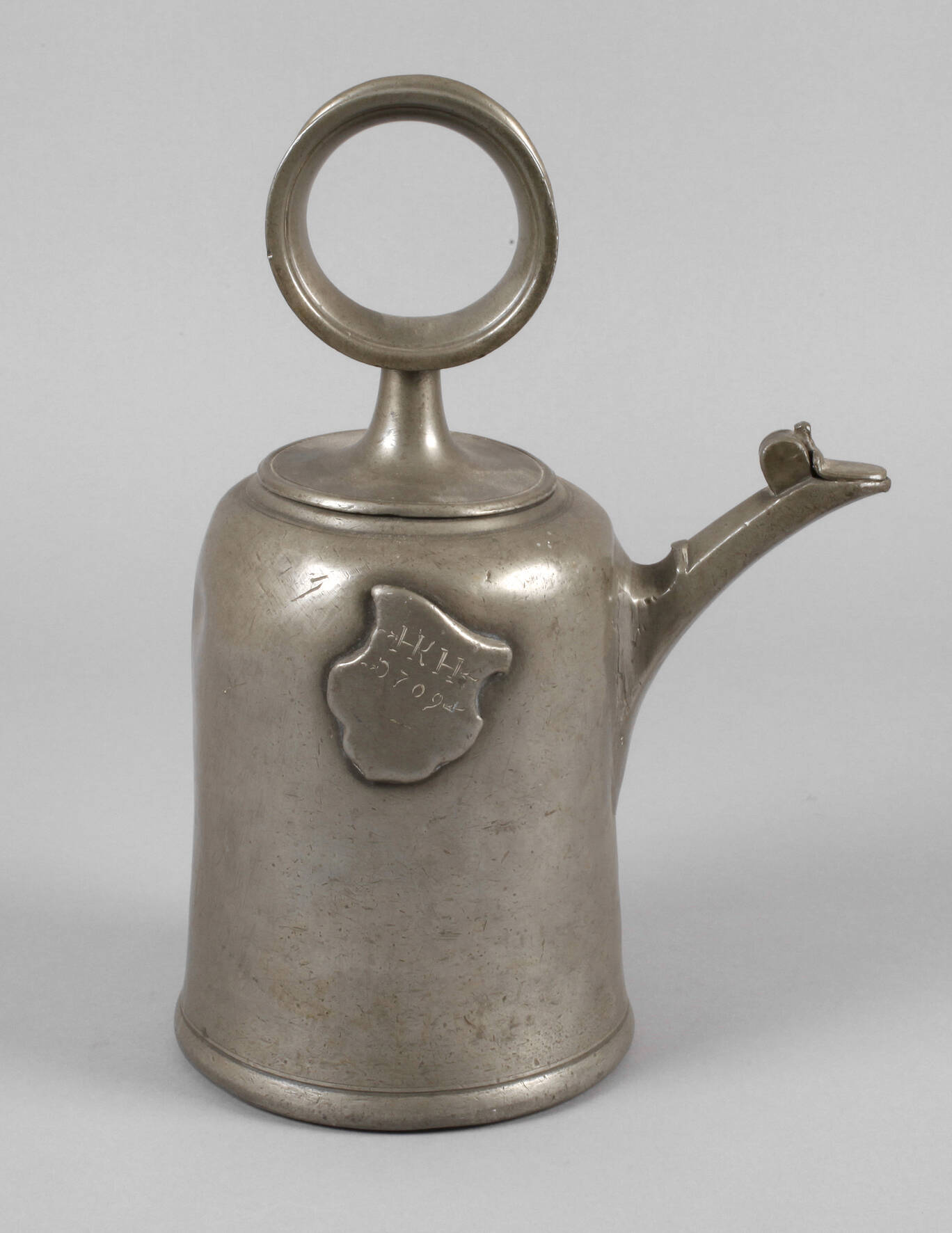 Schweizer Glockenkanne