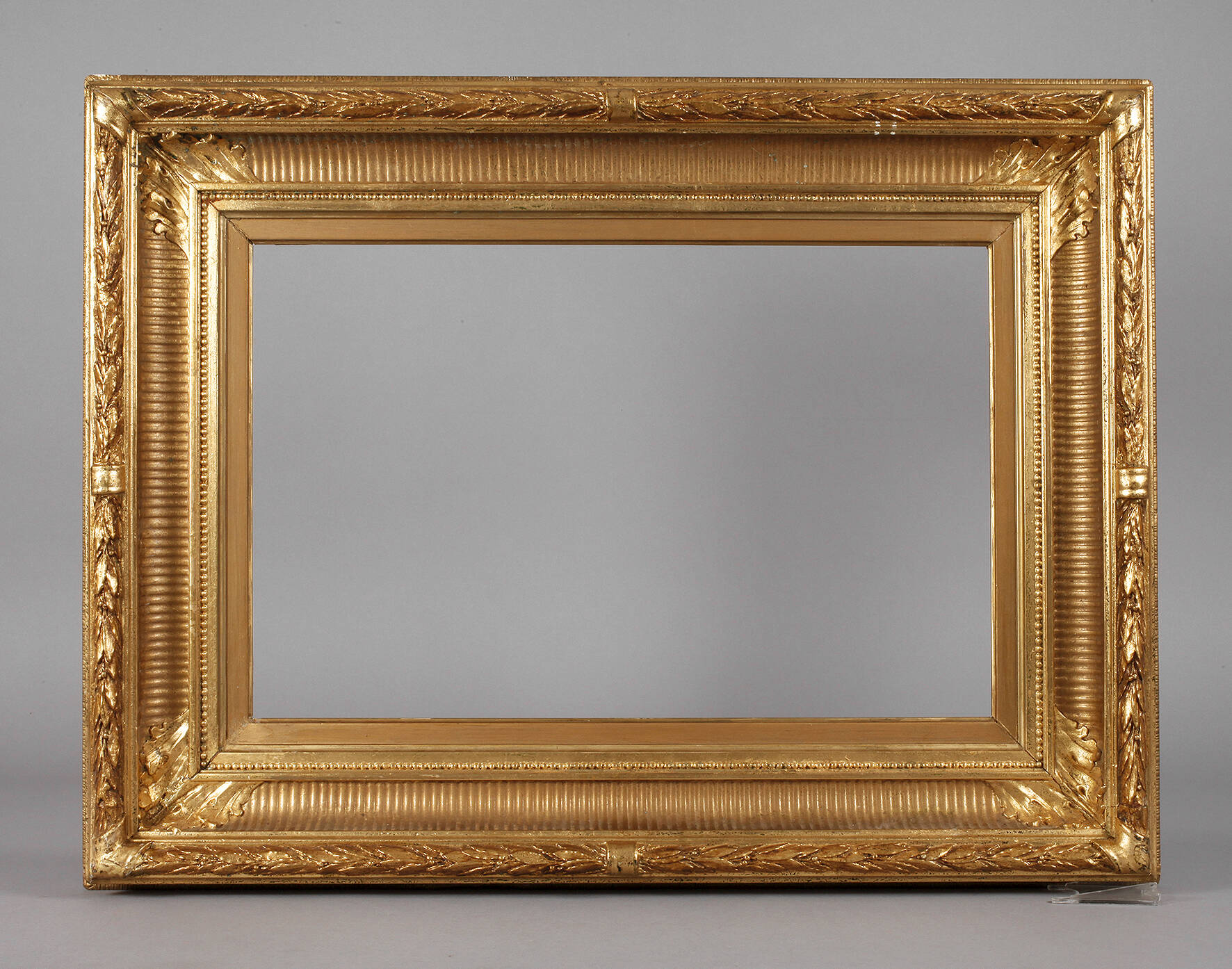 Französischer Goldstuckrahmen um 1860