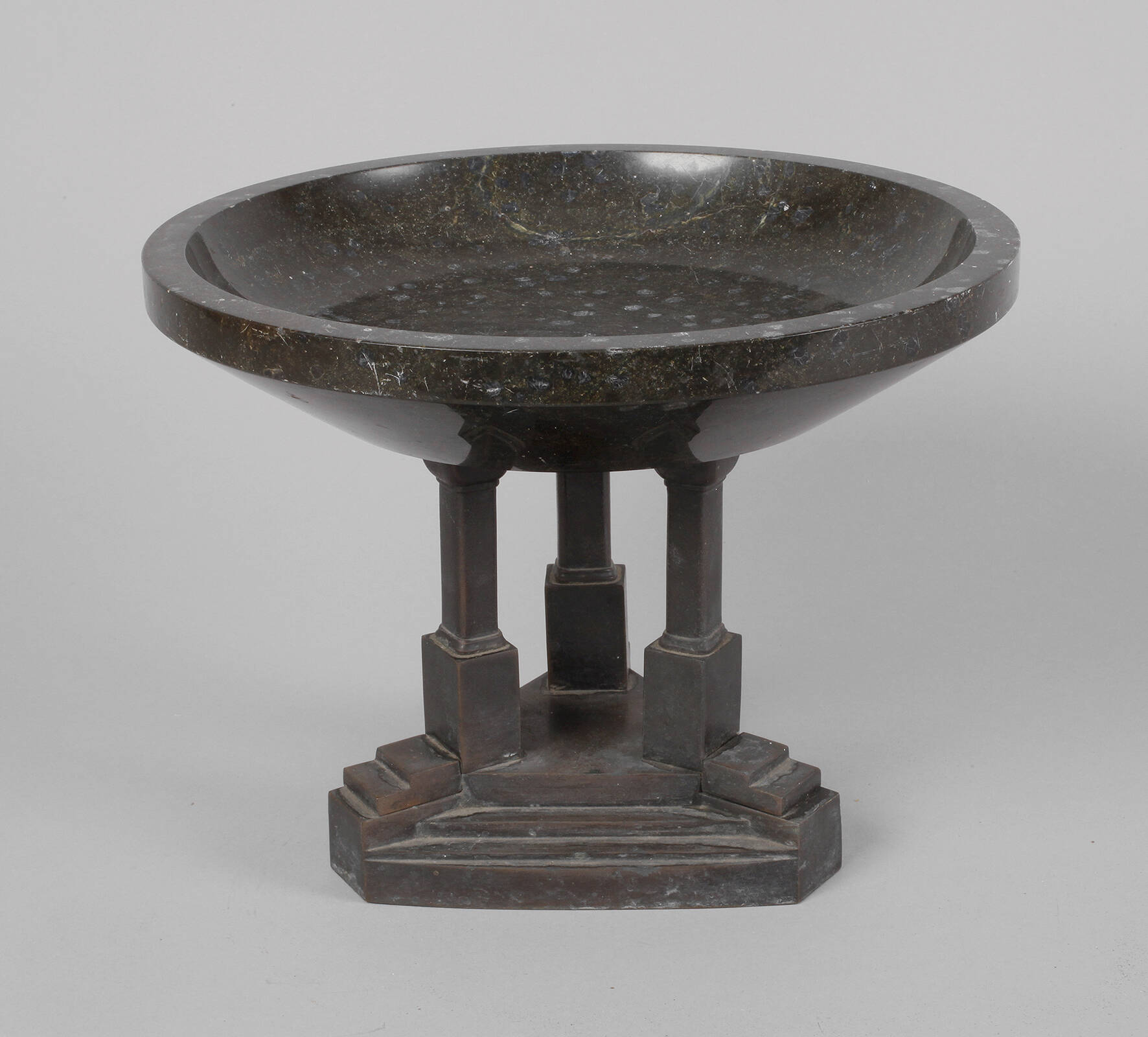 Tafelaufsatz Serpentin