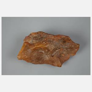 Zwei Naturbernsteine