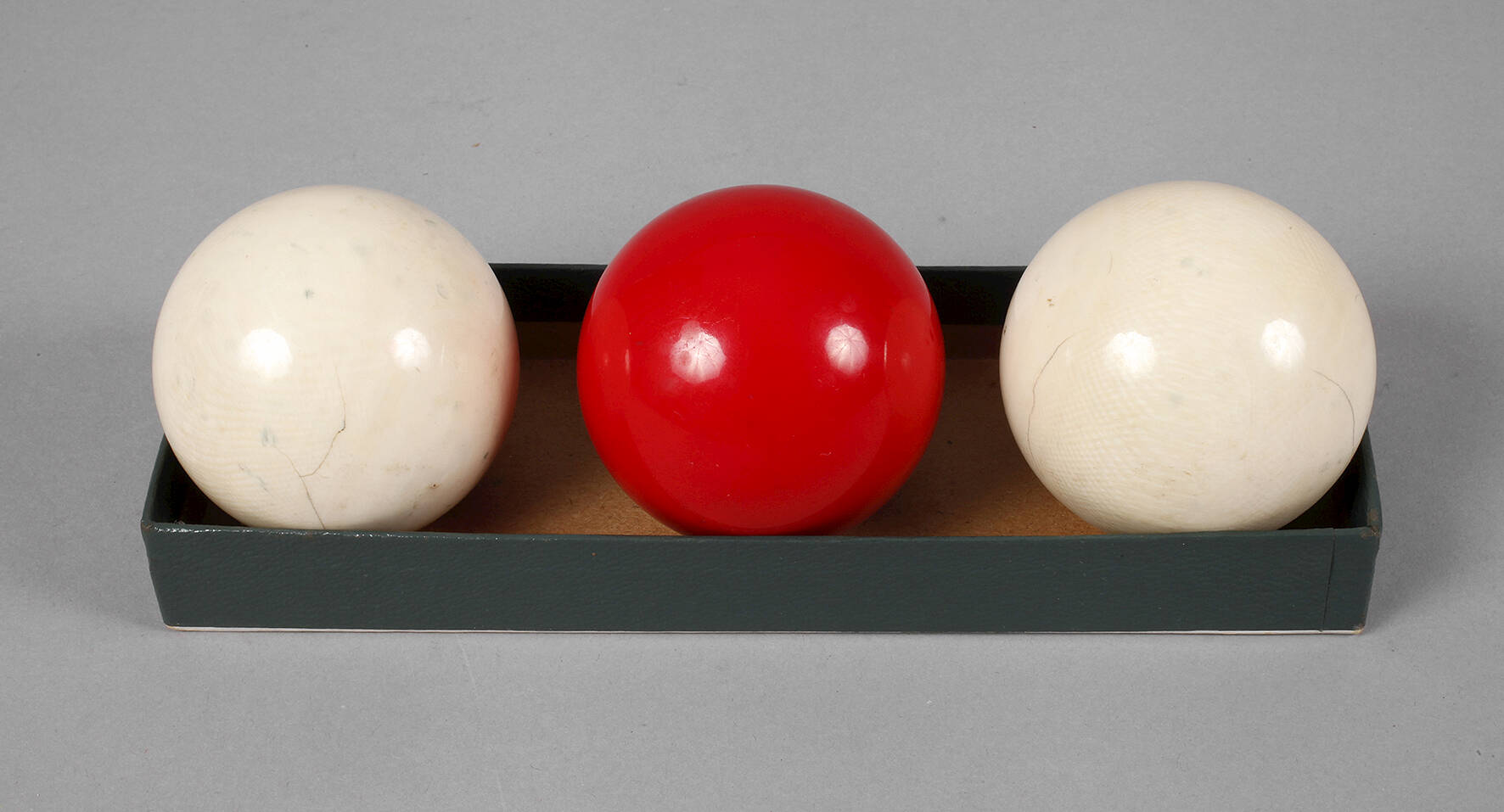 Drei Billardkugeln
