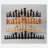 Zwei Schachspiele111