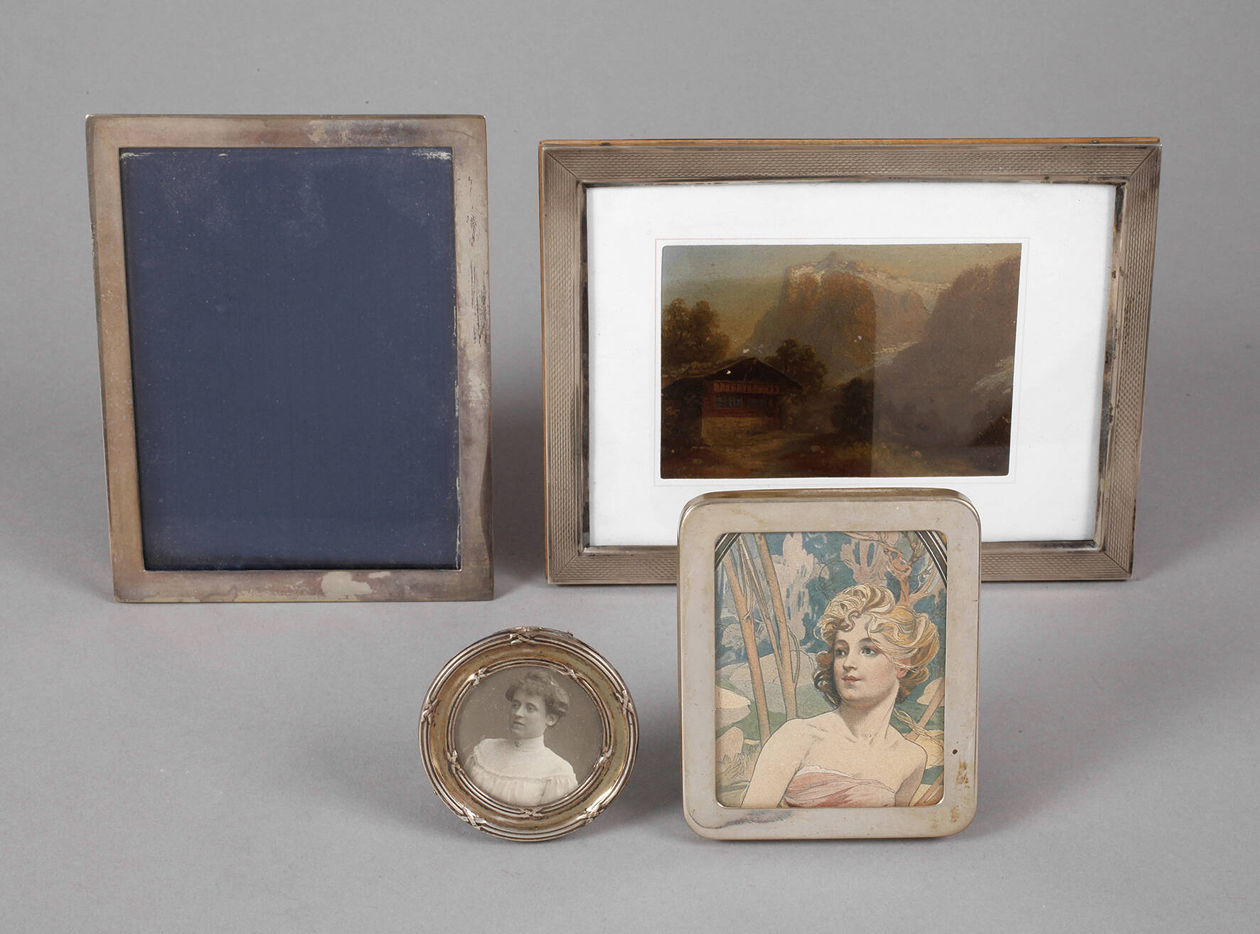 Vier Tischbilderrahmen