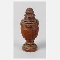 Geschnitzter Flakon111