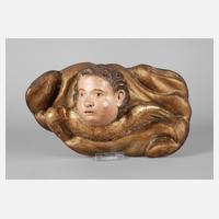 Geschnitzter Engelskopf111