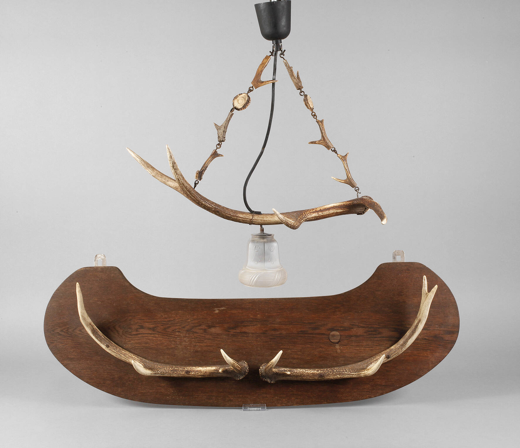 Zwei Teile Jagdliches