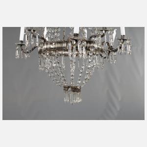 Großer Kristalllüster