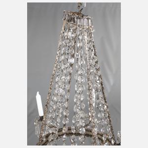 Großer Kristalllüster