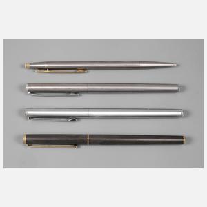 Vier Schreibgeräte Montblanc