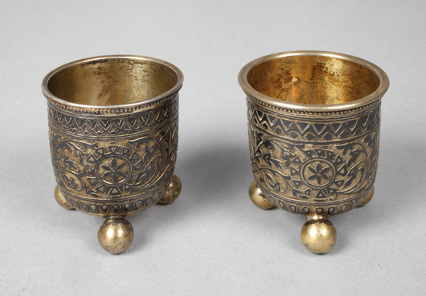 Zwei russische Kugelfußbecher Silber