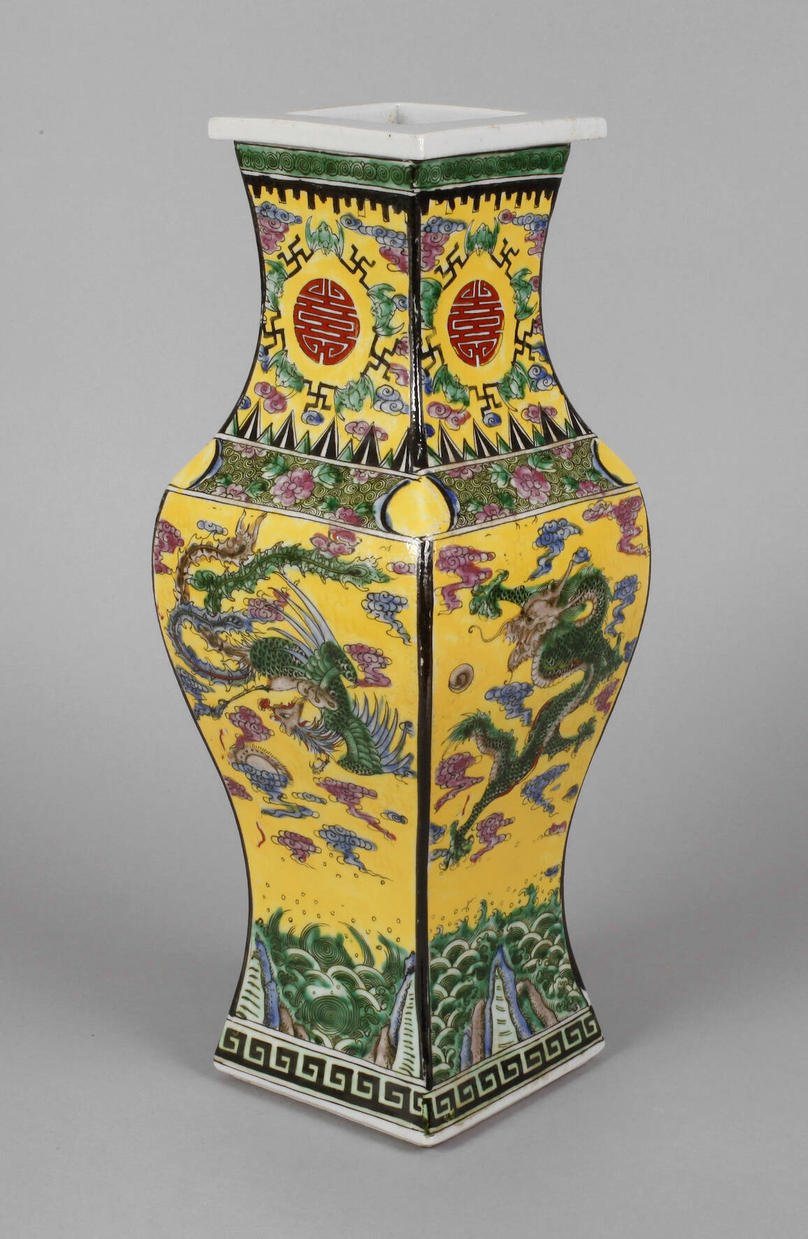 Vase China