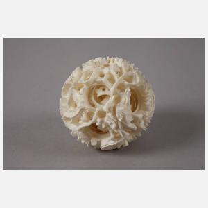 Kugel-in-Kugel-Schnitzerei