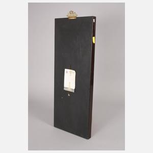 Vier Reliefschnitzereien