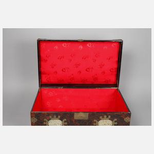 Große Lackschatulle