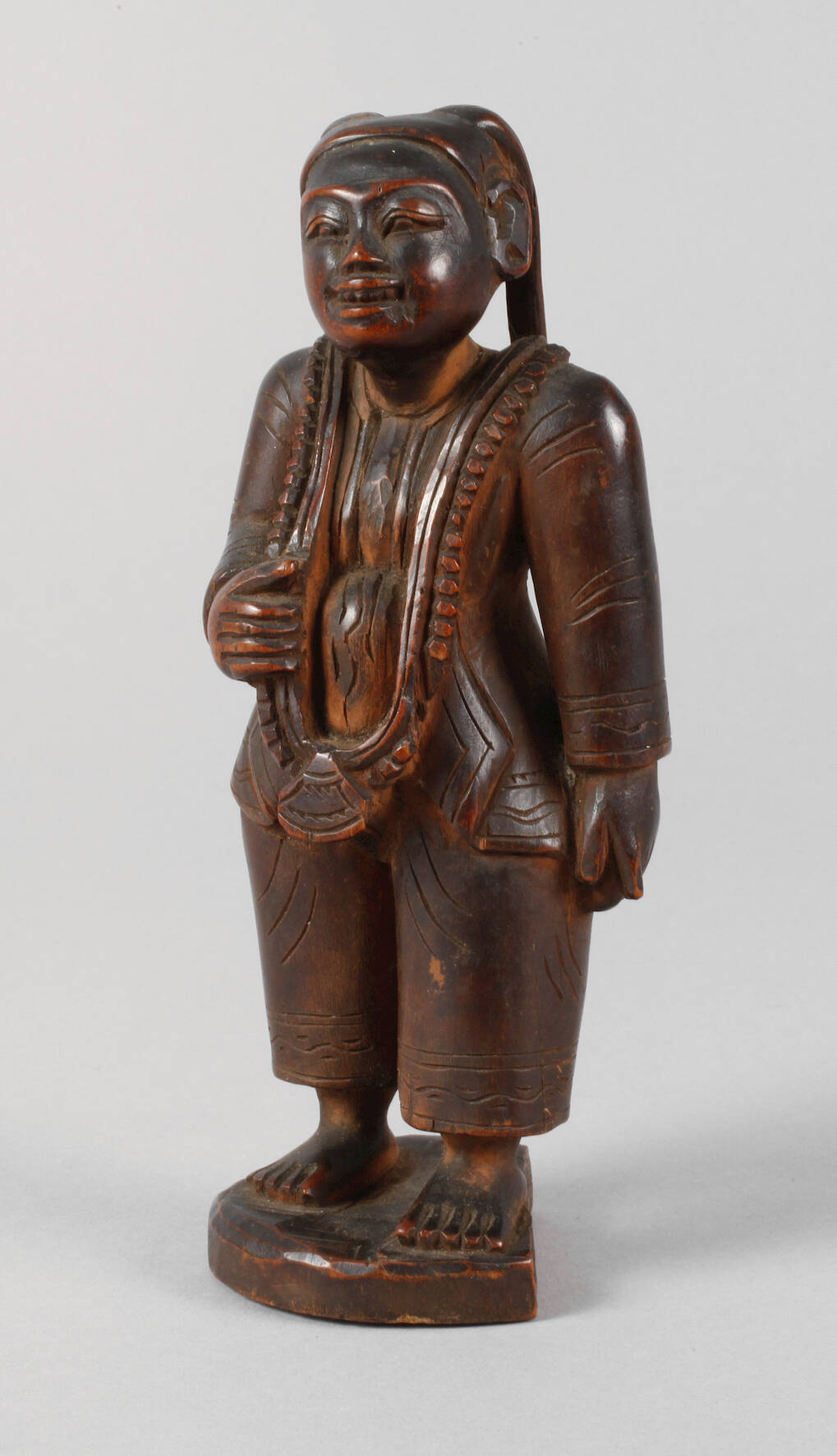 Figürliche Schnitzerei