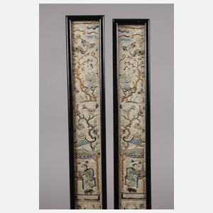 Paar Seidenstickereien