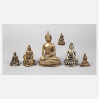 Konvolut Buddhaplastiken111