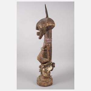 Figürliche Schnitzerei