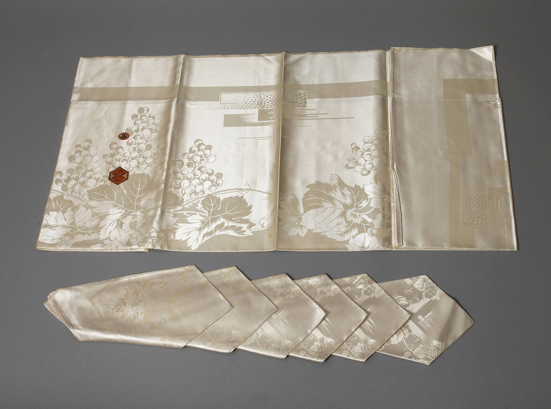 Tafeltuch mit Servietten