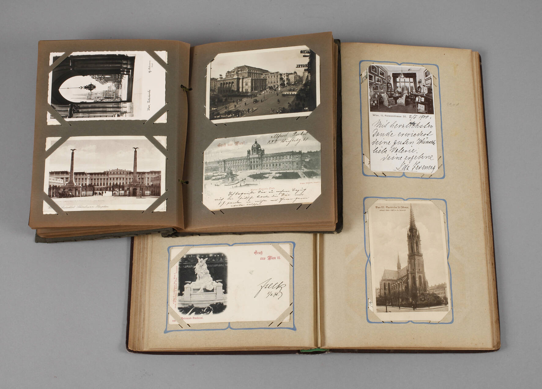 Paar Ansichtskartenalben Wien