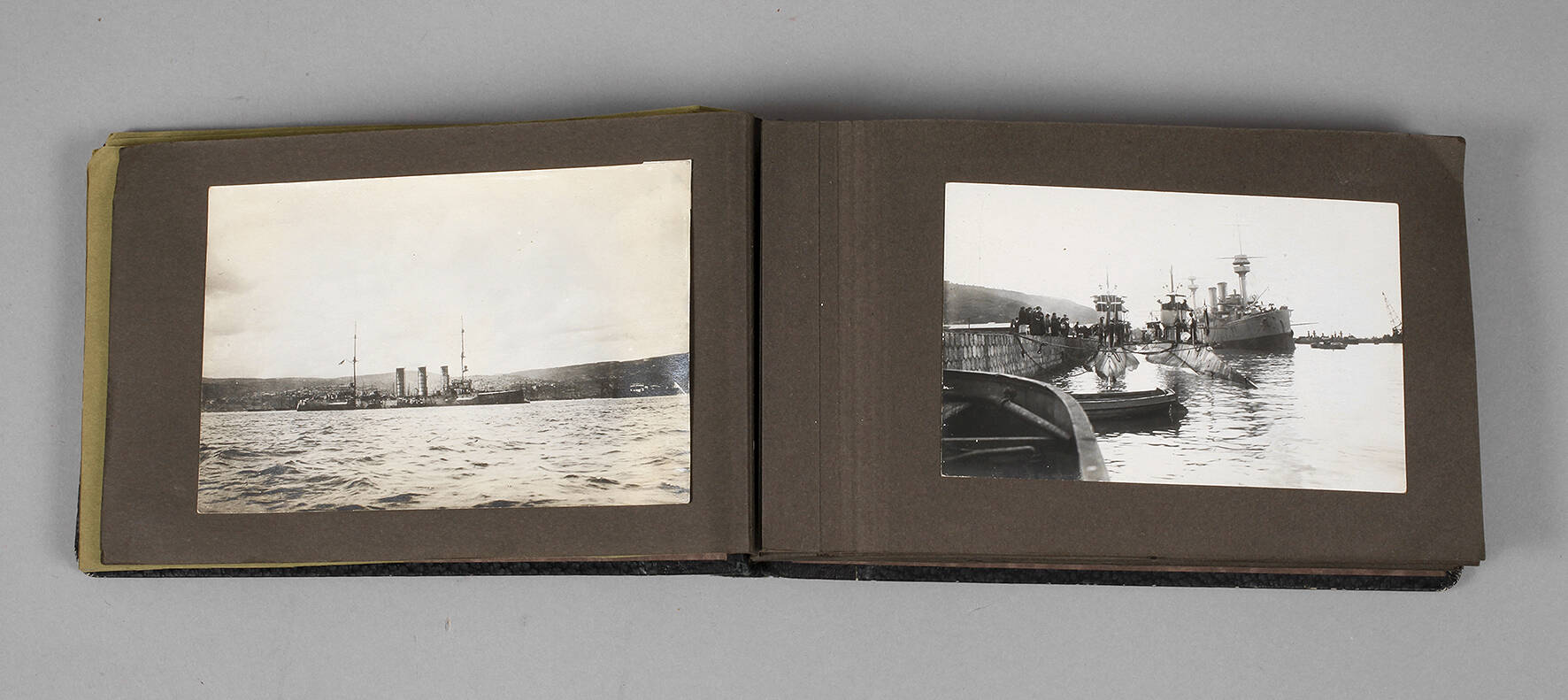 Foto- und Postkartenalbum Marine