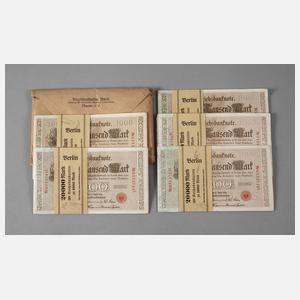 Fünf Bündel 1000 Mark Reichsbanknote