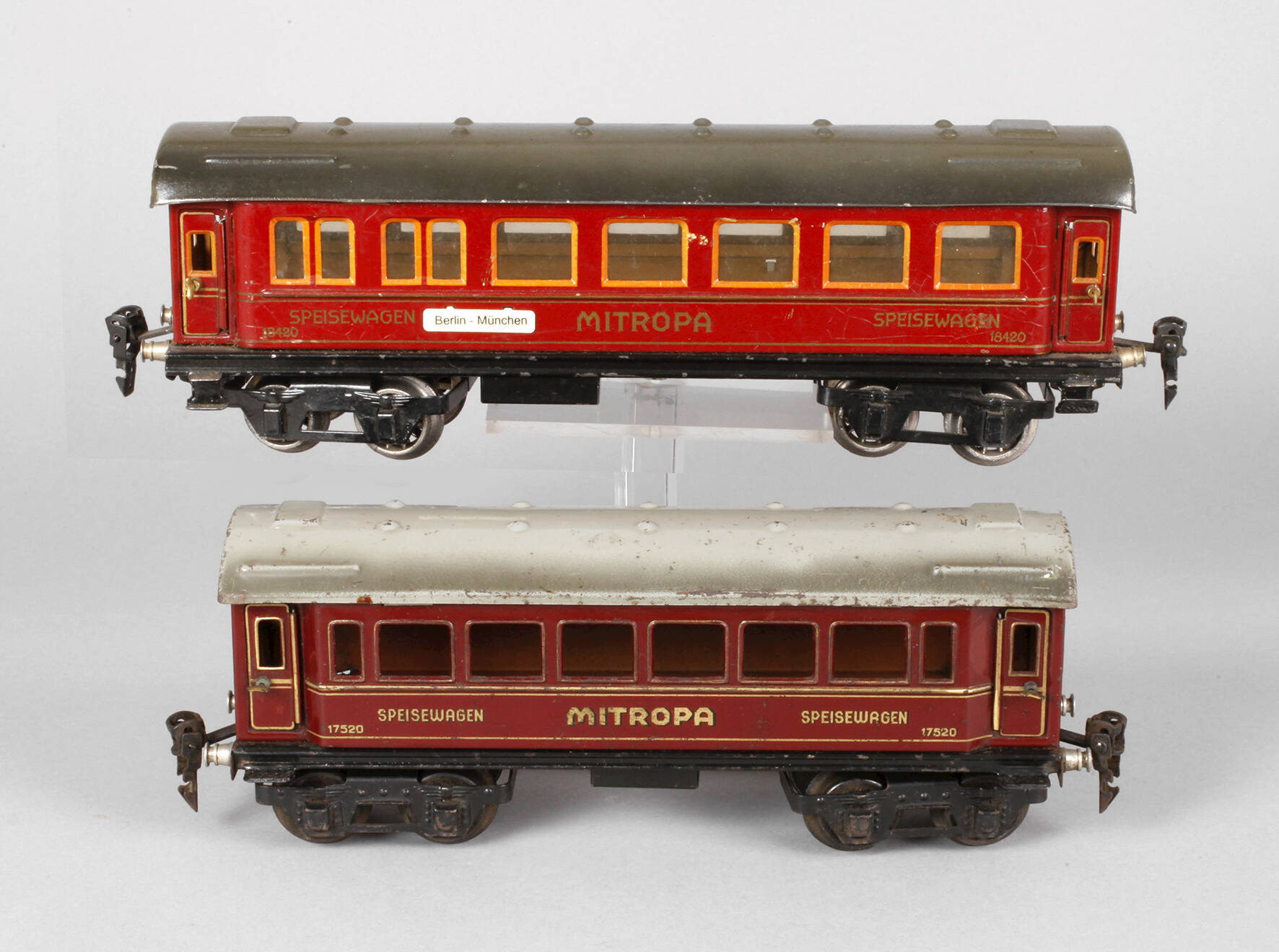 Märklin zwei Mitropa Speisewagen