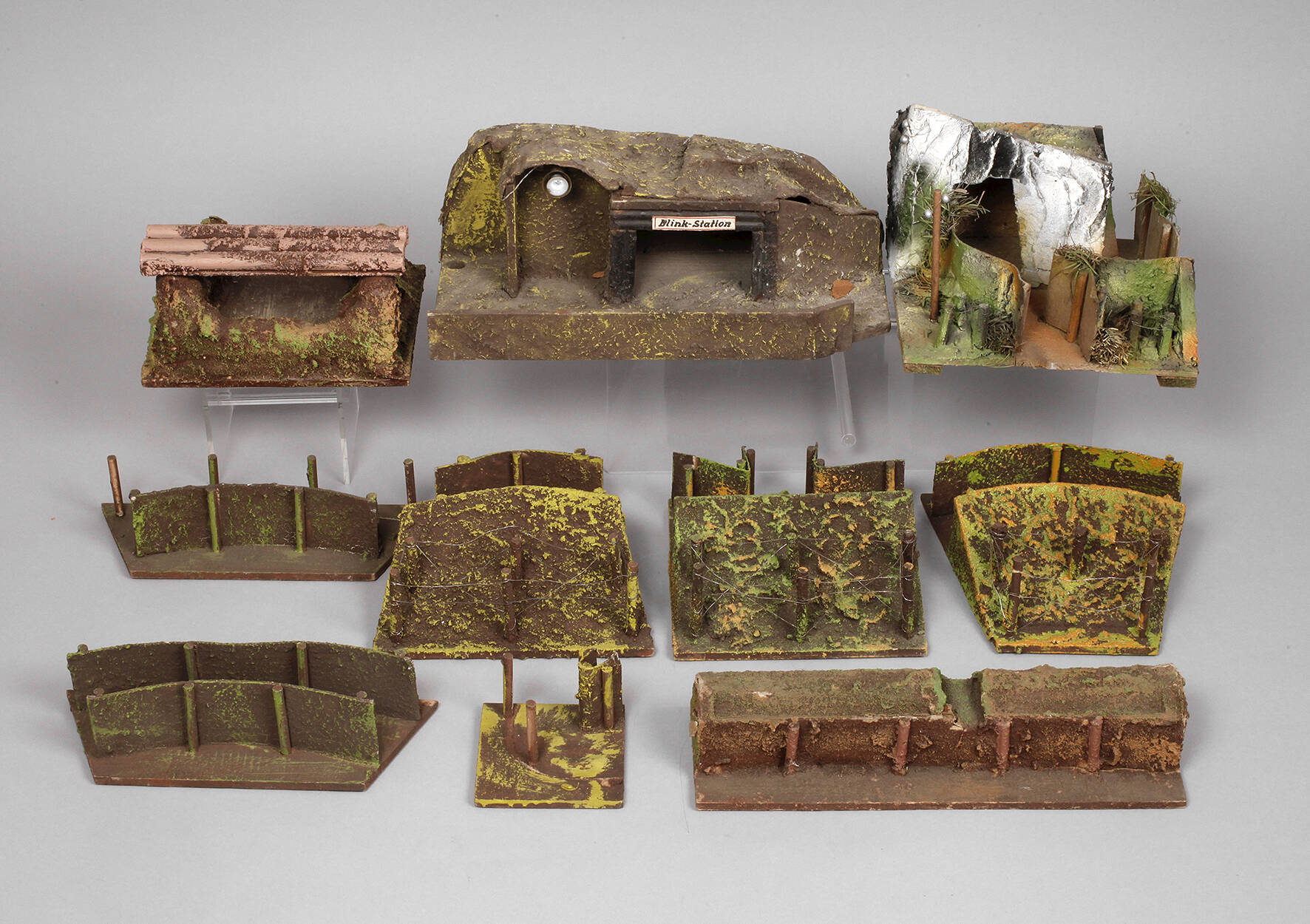 Konvolut Schützengräben und Unterstände