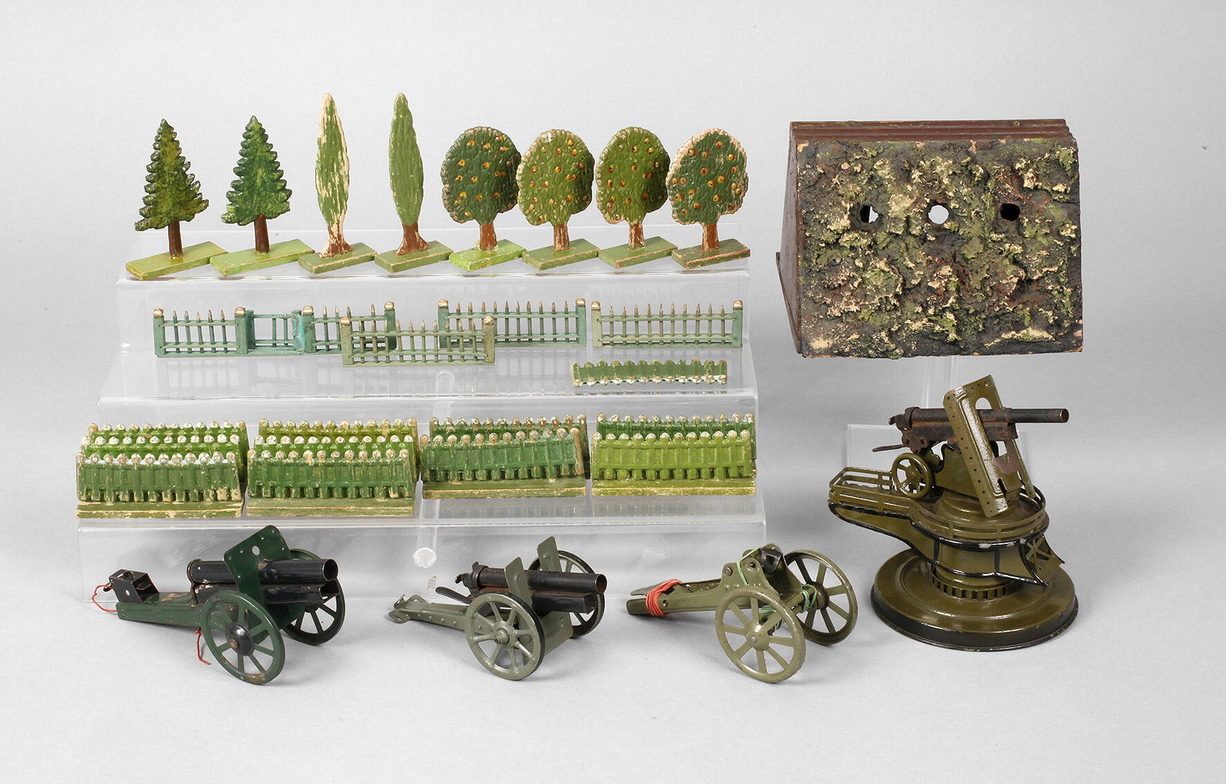 Konvolut Geschütze und Zubehör