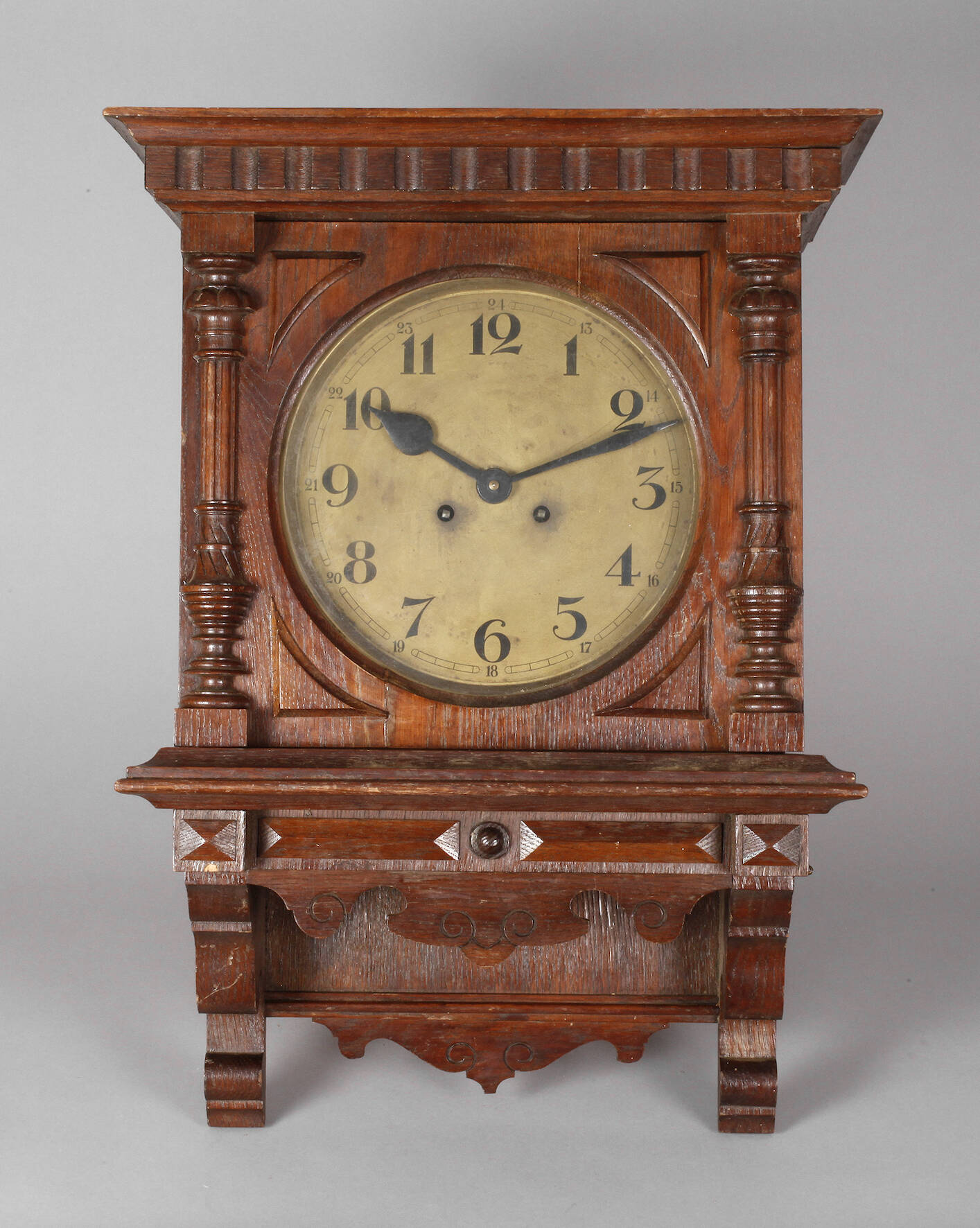 Wanduhr Gründerzeit