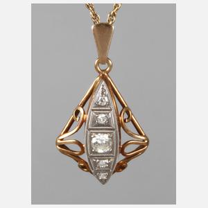Anhänger mit Brillanten an Kette