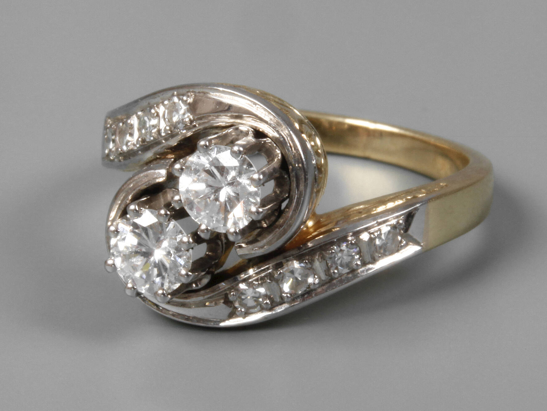 Damenring mit Brillanten von ca. 0,6 ct