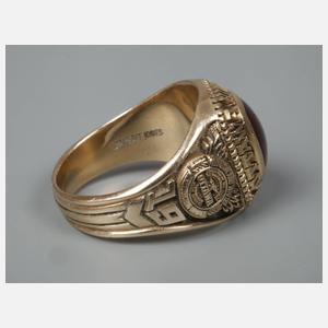 High School-Ring