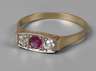 Damenring mit Rubin und Diamanten
