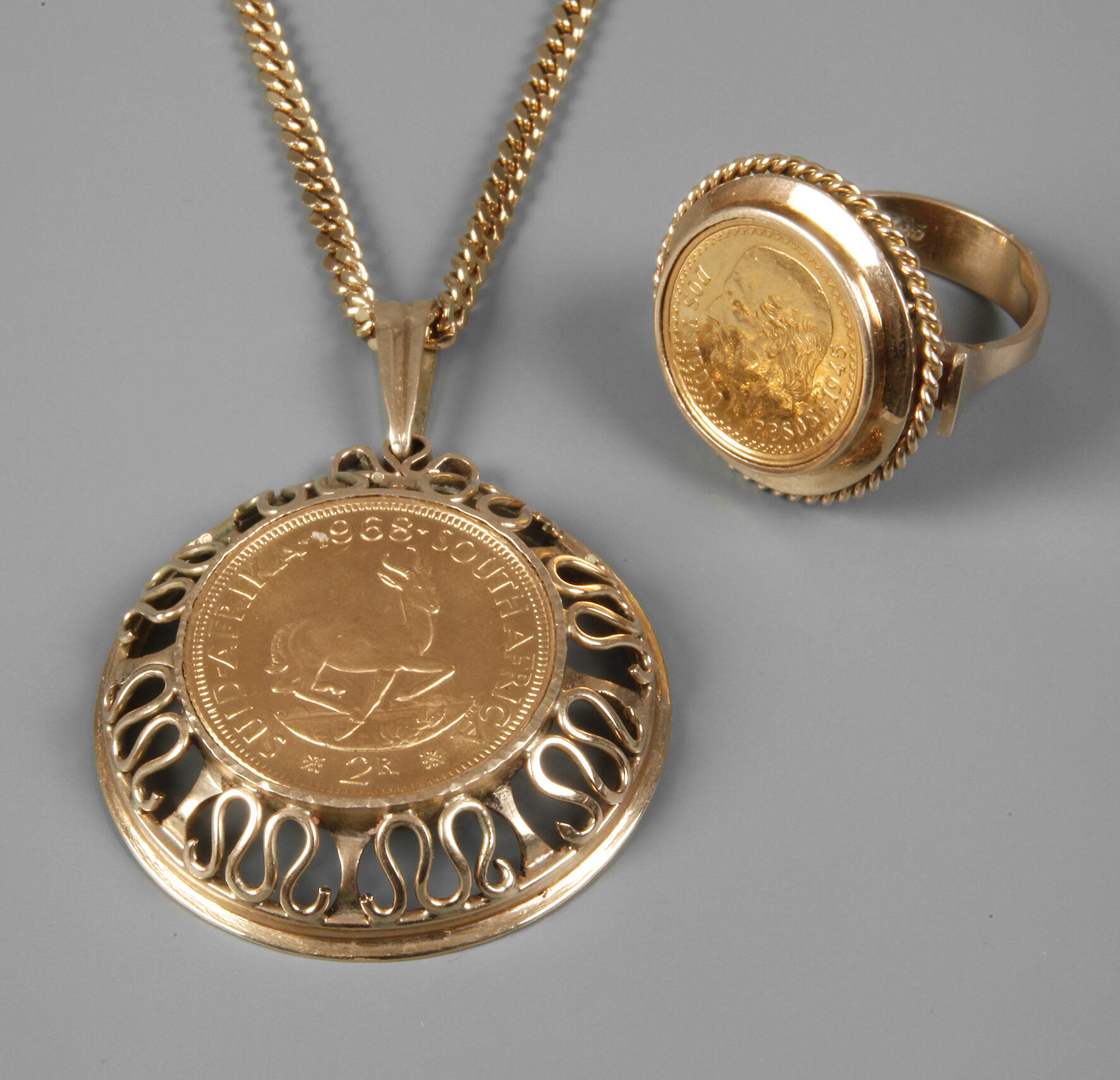 Münzring und Anhänger