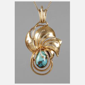 Anhänger mit Türkis