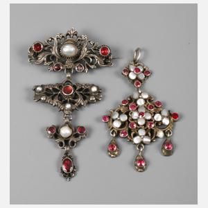 Brosche und Anhänger