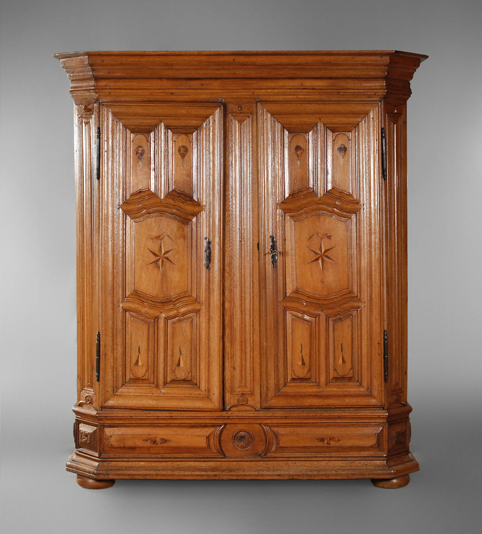 Barocker Dielenschrank