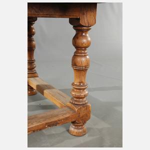 Barocktisch und sechs Stühle