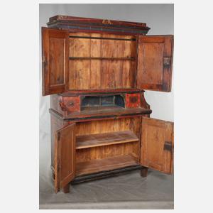 Bäuerlicher Aufsatzschrank