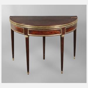 Demi Lune-Spieltisch