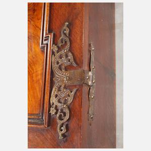 Apothekenschrank Historismus