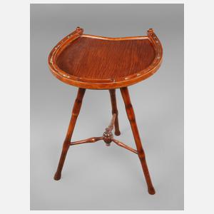 Beistelltisch in Hufeisenform