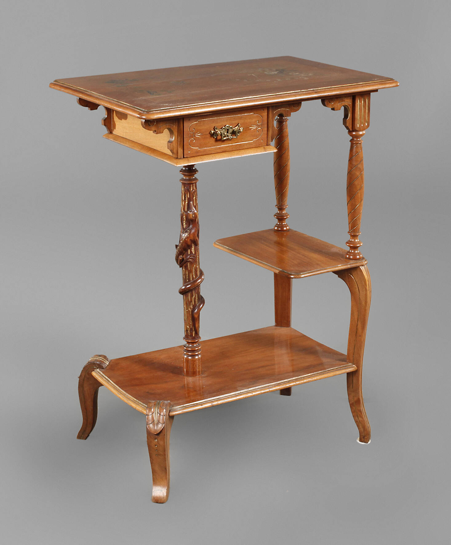 Ausgefallenes Kleinmöbel