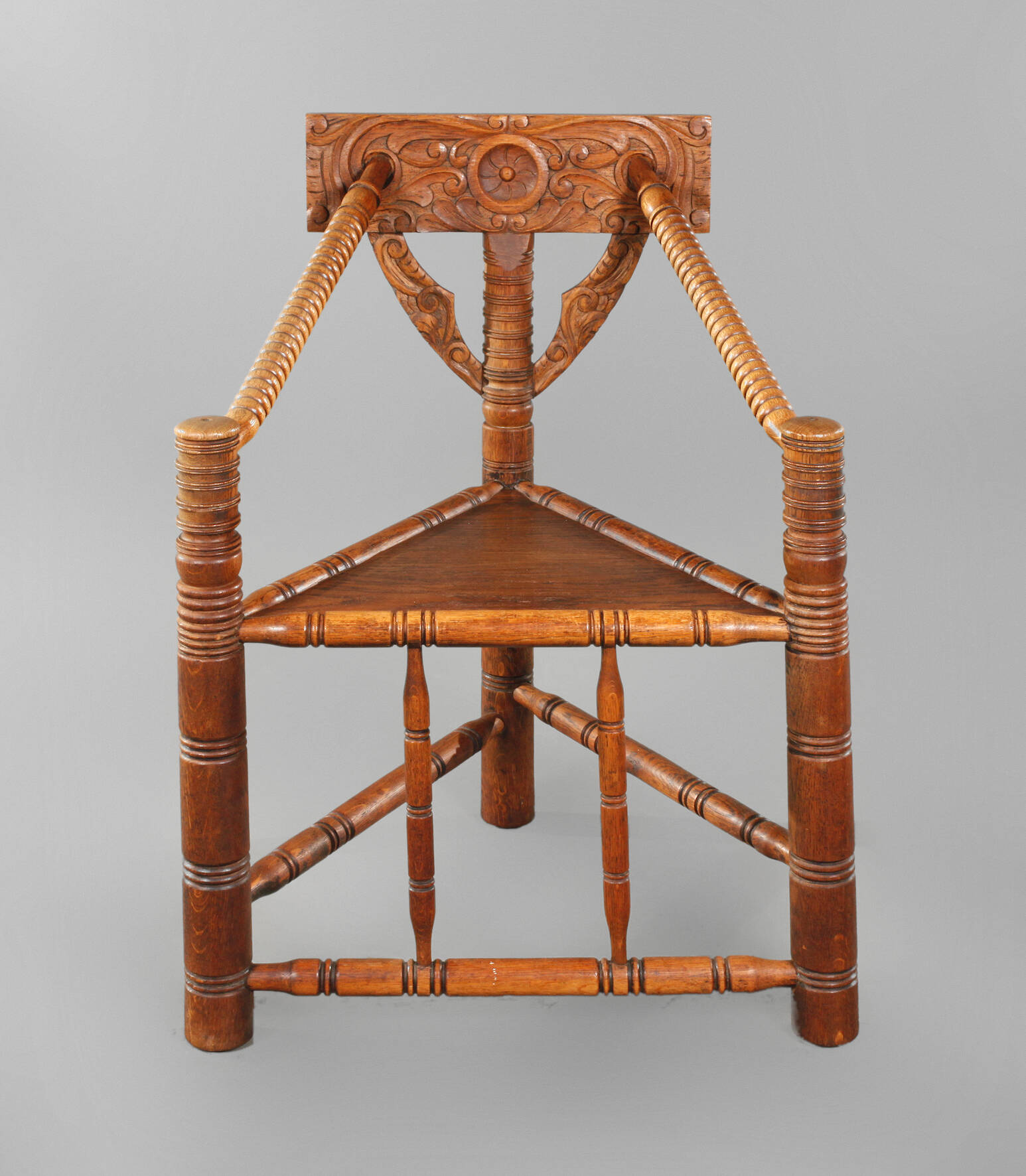 Bäuerlicher Eckstuhl